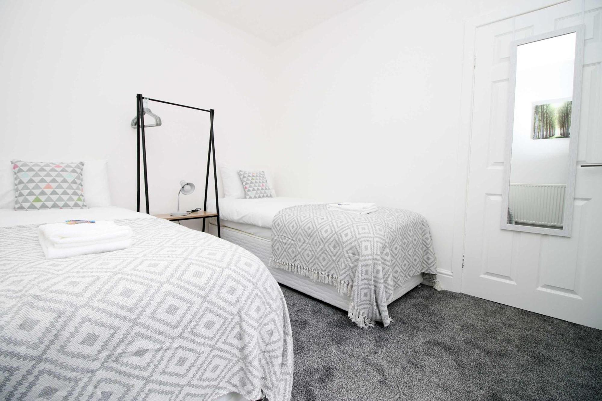Norton Terrace Charming Home In The Beautiful Afan Forest By Staystaycations Port Talbot Exteriör bild