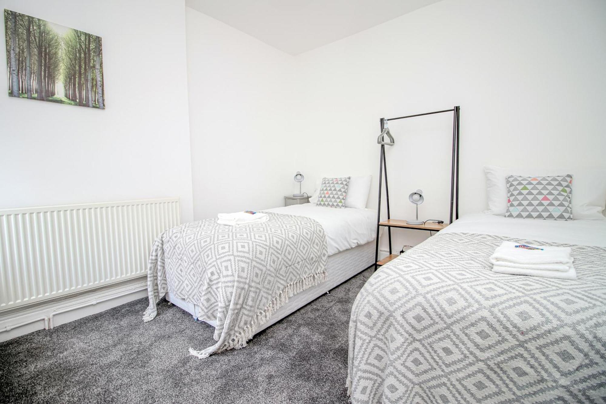Norton Terrace Charming Home In The Beautiful Afan Forest By Staystaycations Port Talbot Exteriör bild